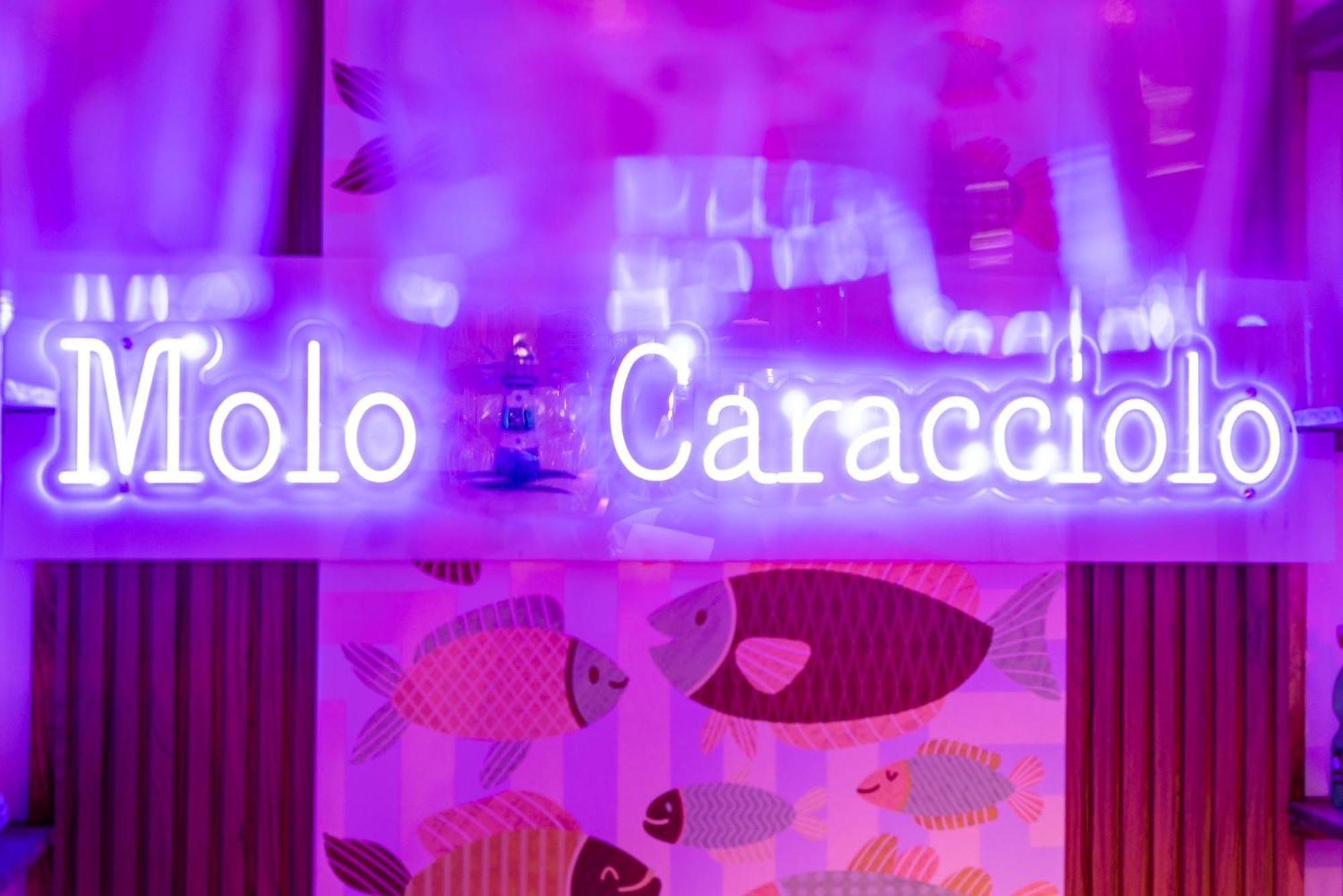 Molo Caracciolo Neapel